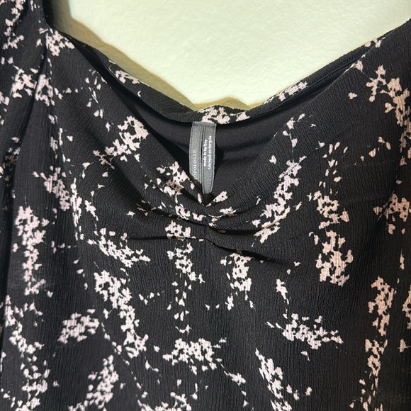 Anthropologie black floral sweetheart top blouse size L - Picture 8 of 9
